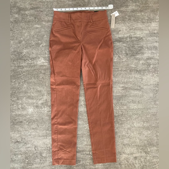 Reitmans Iconic Straight Leg Pant - Size 2 Petite - Picture 6 of 6